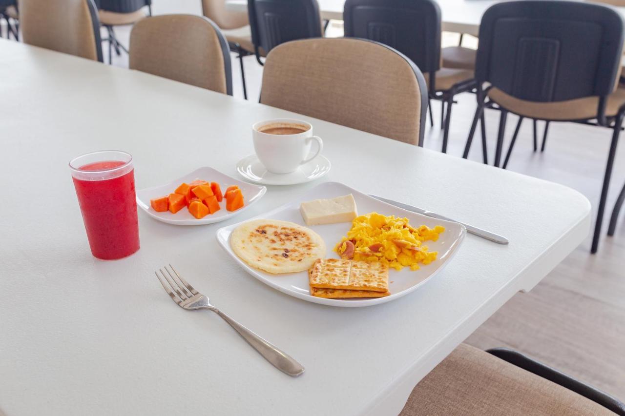 Hotel Ribera Sinu Montería المظهر الخارجي الصورة